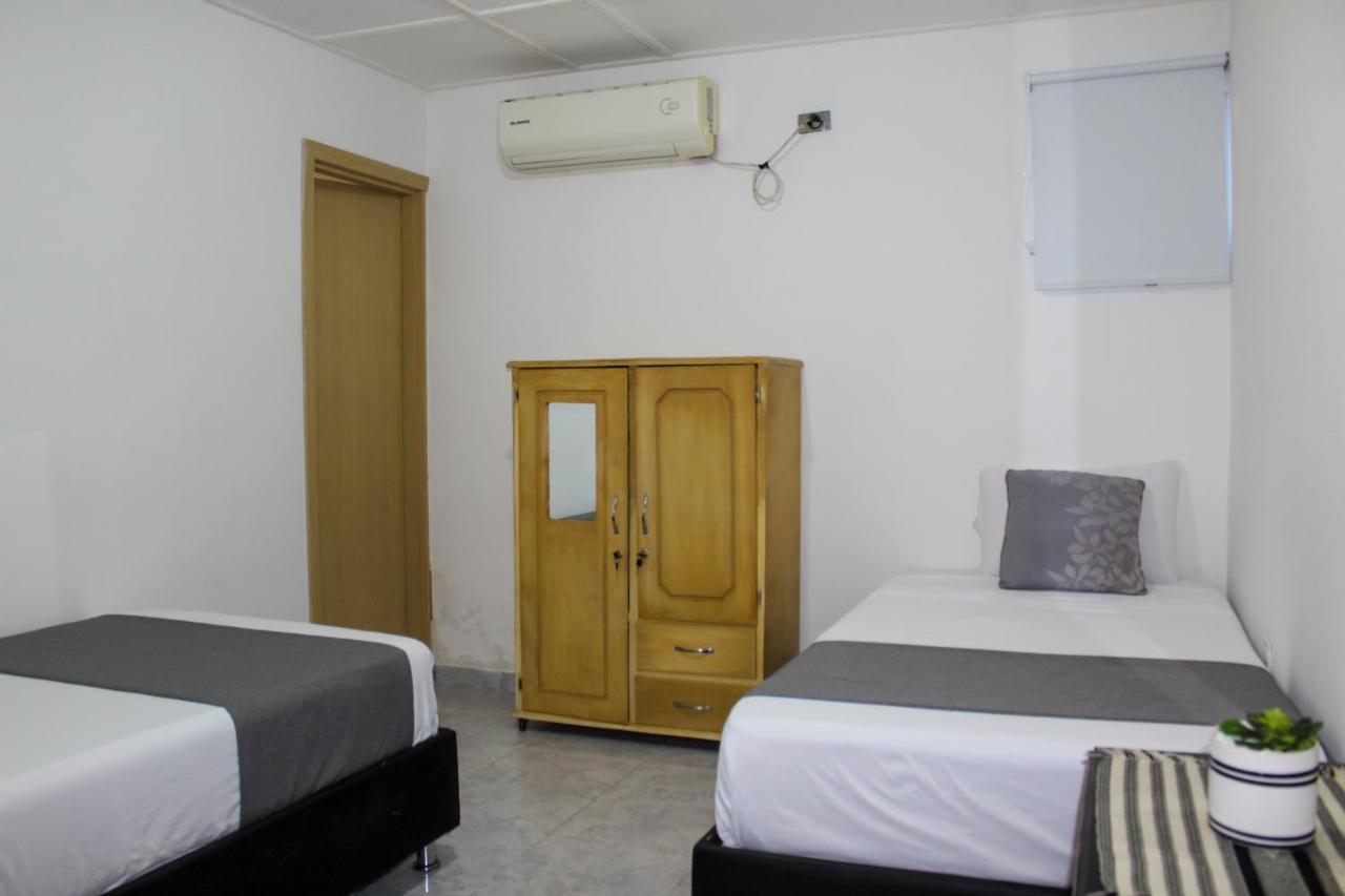 Hotel Poblado Suite Барранкилья Экстерьер фото